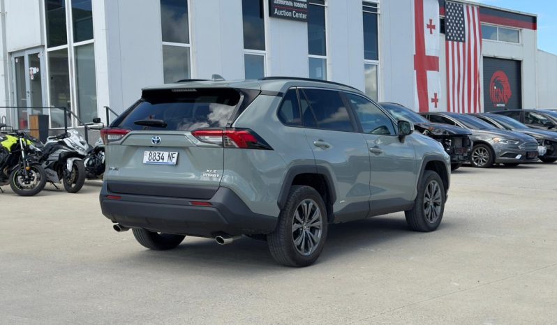 
								2022 Toyota RAV4, Xle Premium full									