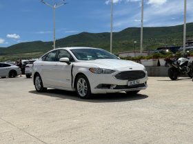 2018 Ford Fusion, Hybrid SE