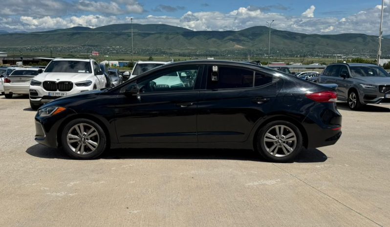 
								2017 Hyundai Elantra, SE full									