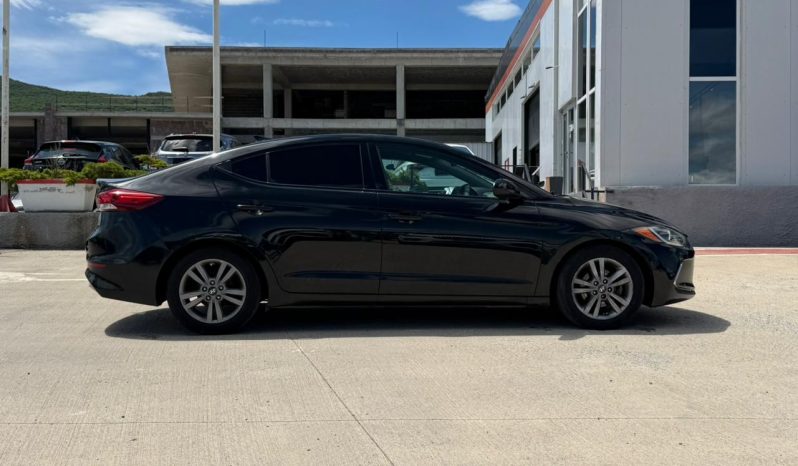 
								2017 Hyundai Elantra, SE full									