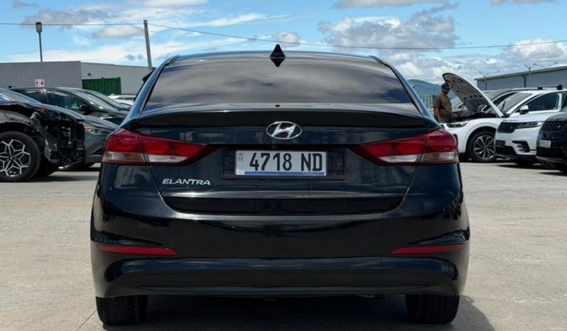 
								2017 Hyundai Elantra, SE full									