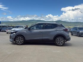 2023 Nissan Kicks, SV