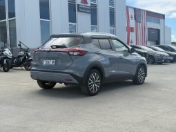 
										2023 Nissan Kicks, SV full									