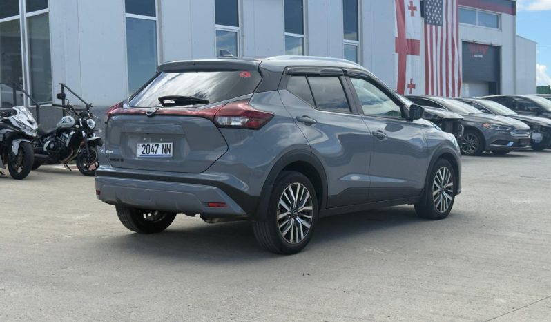 
								2023 Nissan Kicks, SV full									