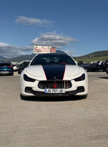 2016 Maserati Ghibli, S