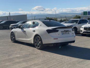 2016 Maserati Ghibli, S