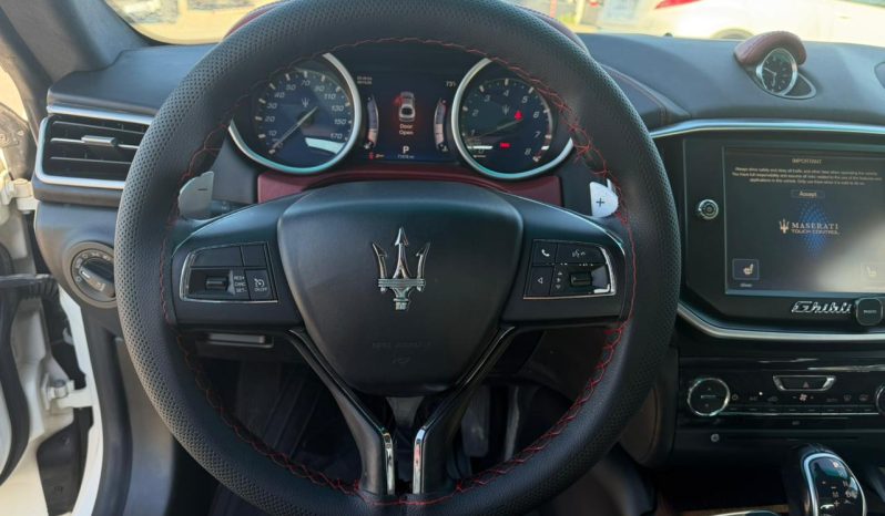 
								2016 Maserati Ghibli, S full									