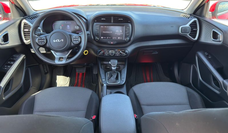 
								2023 KIA Soul, LX full									