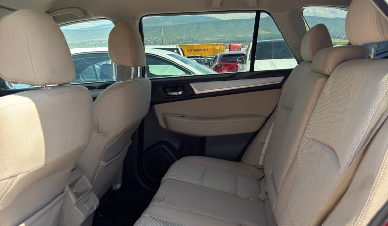 
								2019 Subaru Outback, 2.5I Premium full									