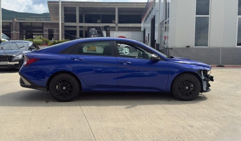 
								2025 Hyundai Elantra, Sel Sport full									