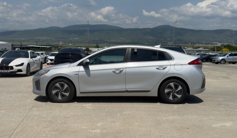
								2018 Hyundai Ioniq, Hybrid Sel full									