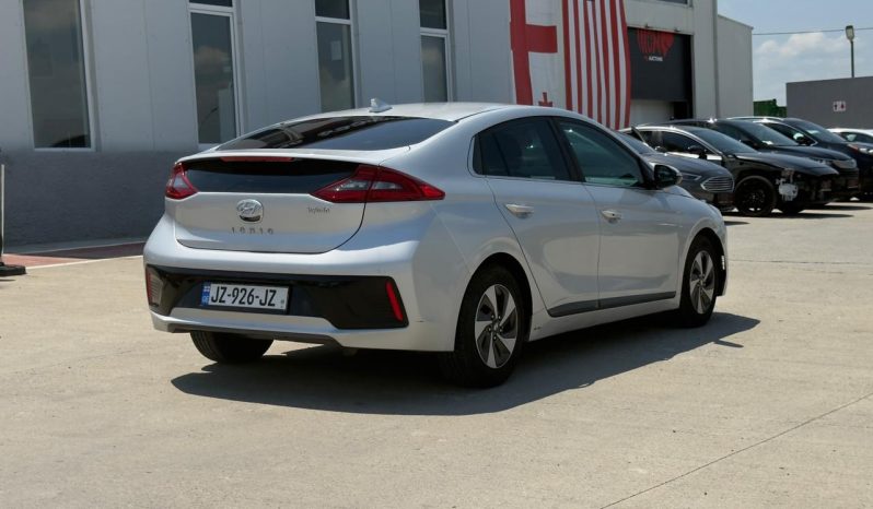 
								2018 Hyundai Ioniq, Hybrid Sel full									
