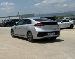 
										2018 Hyundai Ioniq, Hybrid Sel full									