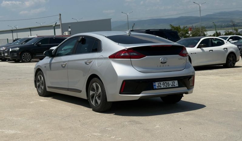 
								2018 Hyundai Ioniq, Hybrid Sel full									