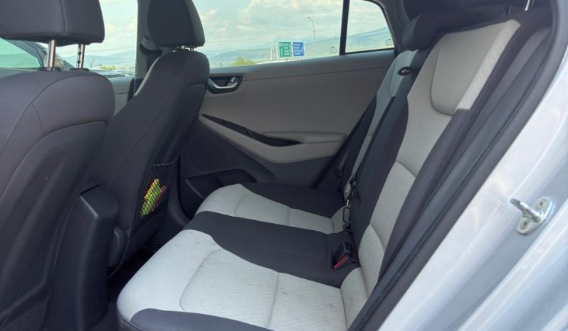 
								2018 Hyundai Ioniq, Hybrid Sel full									