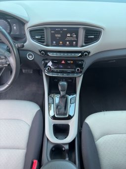 
										2018 Hyundai Ioniq, Hybrid Sel full									
