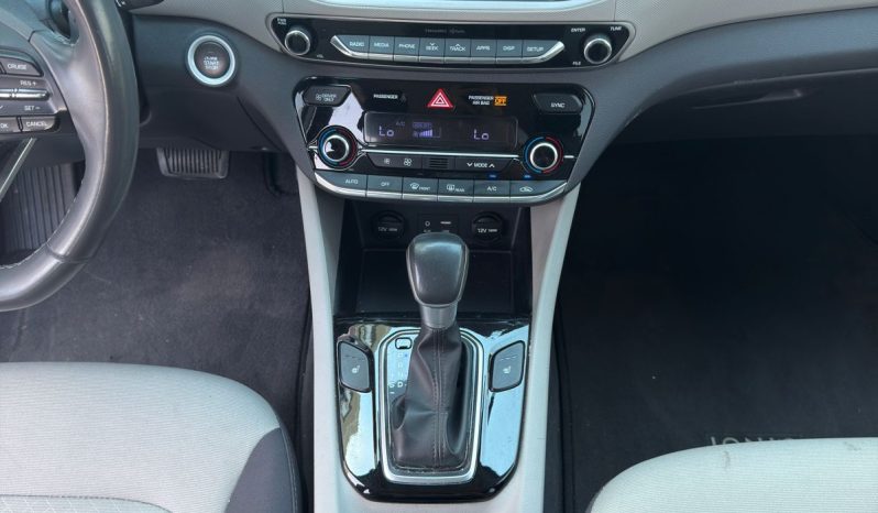 
								2018 Hyundai Ioniq, Hybrid Sel full									