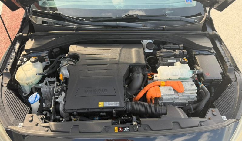 
								Hyundai ioniq full									