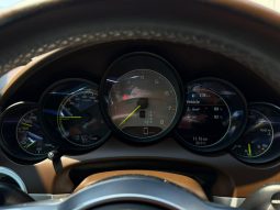 
										2016 Porsche Cayenne, S E-Hybrid full									