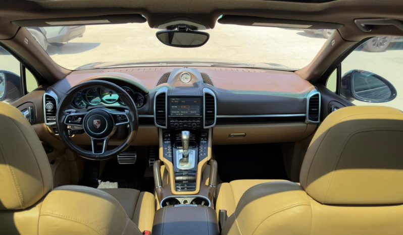
								2016 Porsche Cayenne, S E-Hybrid full									