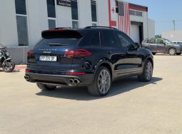 
										2016 Porsche Cayenne, S E-Hybrid full									