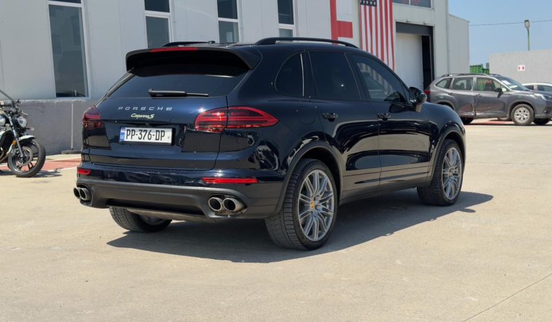 
								2016 Porsche Cayenne, S E-Hybrid full									