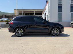 
										2016 Porsche Cayenne, S E-Hybrid full									