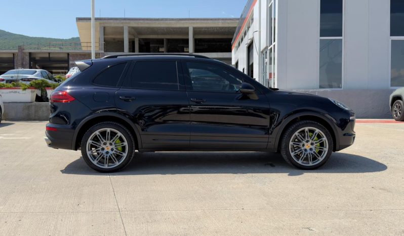 
								2016 Porsche Cayenne, S E-Hybrid full									