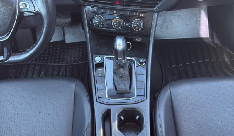 
								2019 Volkswagen Jetta, S full									