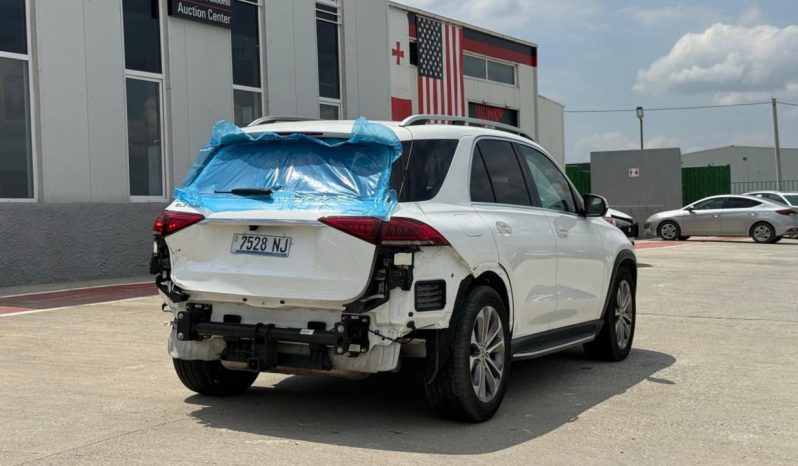 
								Mercedes-Benz GLE-Class full									
