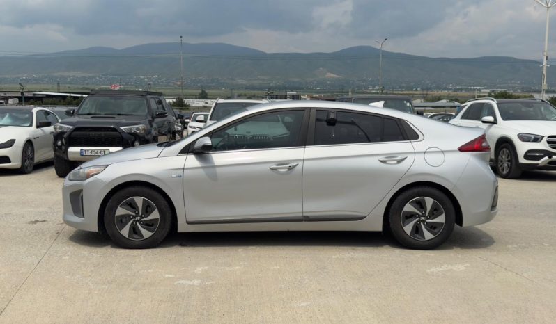 
								2018 Hyundai Ioniq, Hybrid Sel full									