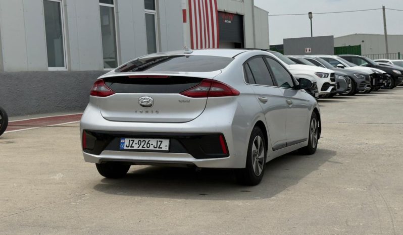 
								2018 Hyundai Ioniq, Hybrid Sel full									