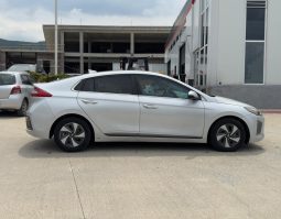 
										2018 Hyundai Ioniq, Hybrid Sel full									