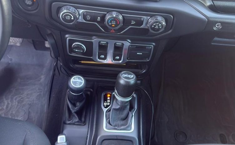 
								2018 Jeep Wrangler, Sport full									