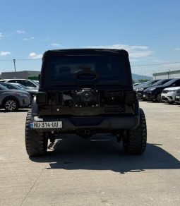 
										2018 Jeep Wrangler, Sport full									
