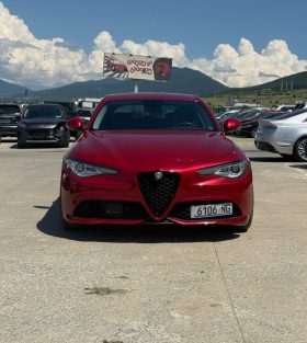 2017 Alfa Romeo Giulia, TI