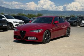2017 Alfa Romeo Giulia, TI
