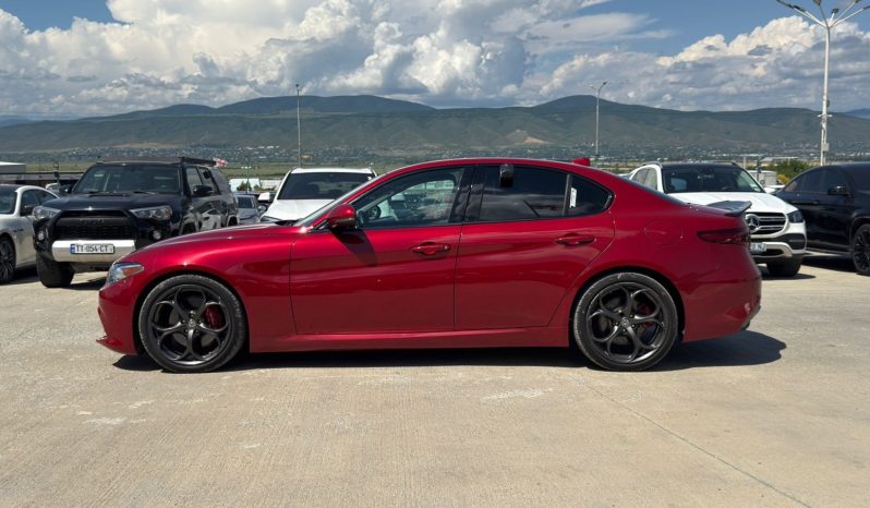 
								2017 Alfa Romeo Giulia, TI full									