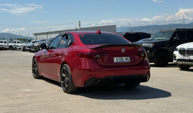 
								2017 Alfa Romeo Giulia, TI full									