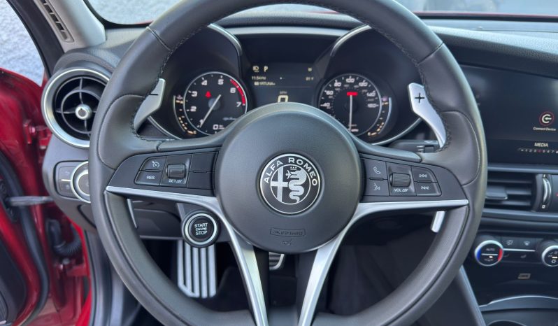 
								2017 Alfa Romeo Giulia, TI full									