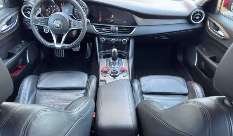 
								2017 Alfa Romeo Giulia, TI full									