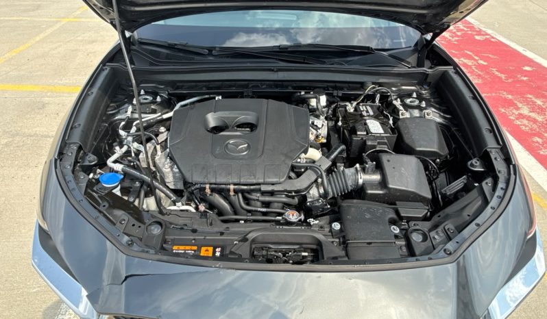
								Mazda CX-30 full									