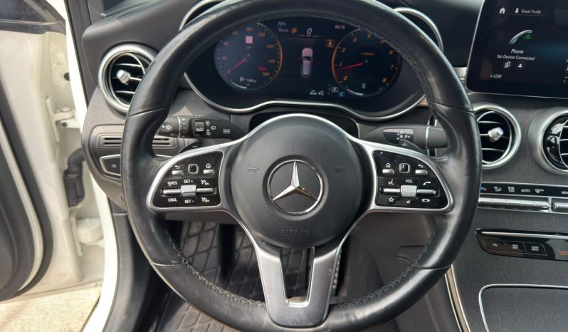 
								Mercedes-Benz GLC 300 full									