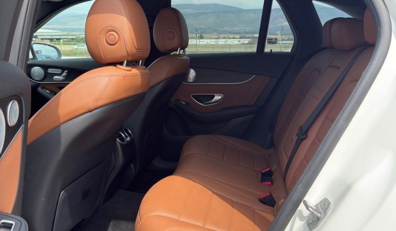 
								Mercedes-Benz GLC 300 full									