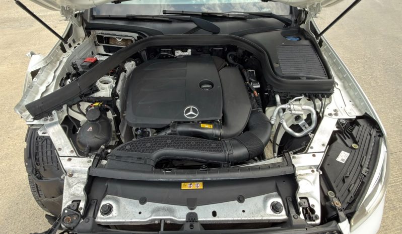 
								Mercedes-Benz GLC 300 full									