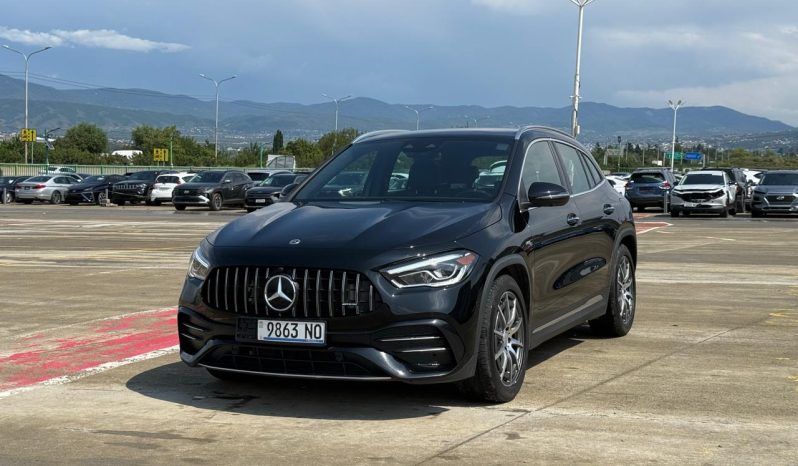 
								Mercedes-Benz GLA-Class full									