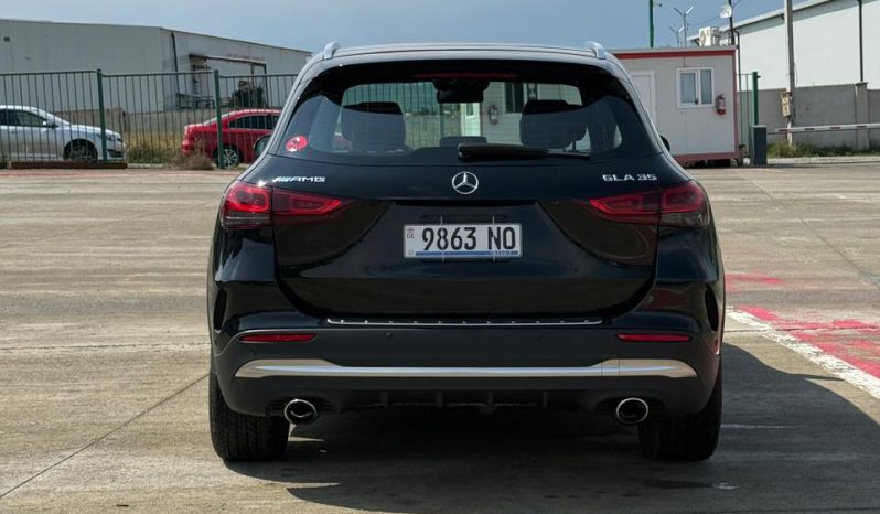 
								Mercedes-Benz GLA-Class full									