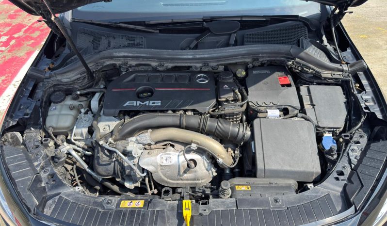 
								Mercedes-Benz GLA-Class full									