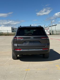 
										Jeep Grand Cherokee 4xe full									