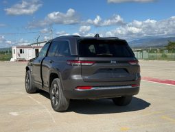 
										Jeep Grand Cherokee 4xe full									